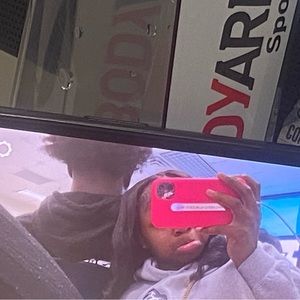 Meet your Posher, Taylor